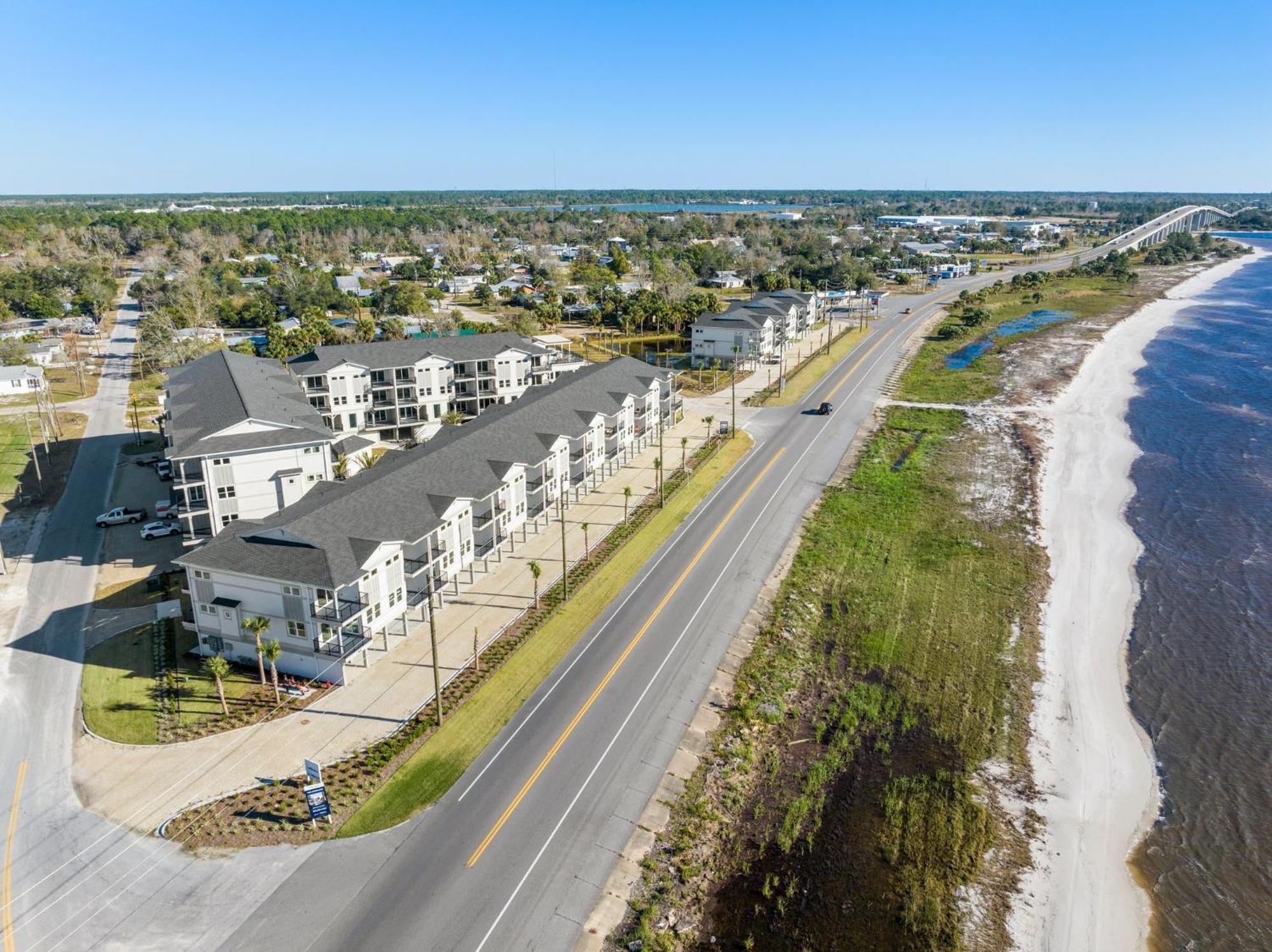 The Ricks Carlton By Pristine Properties Vacation Rentals Mexico Beach Exterior photo