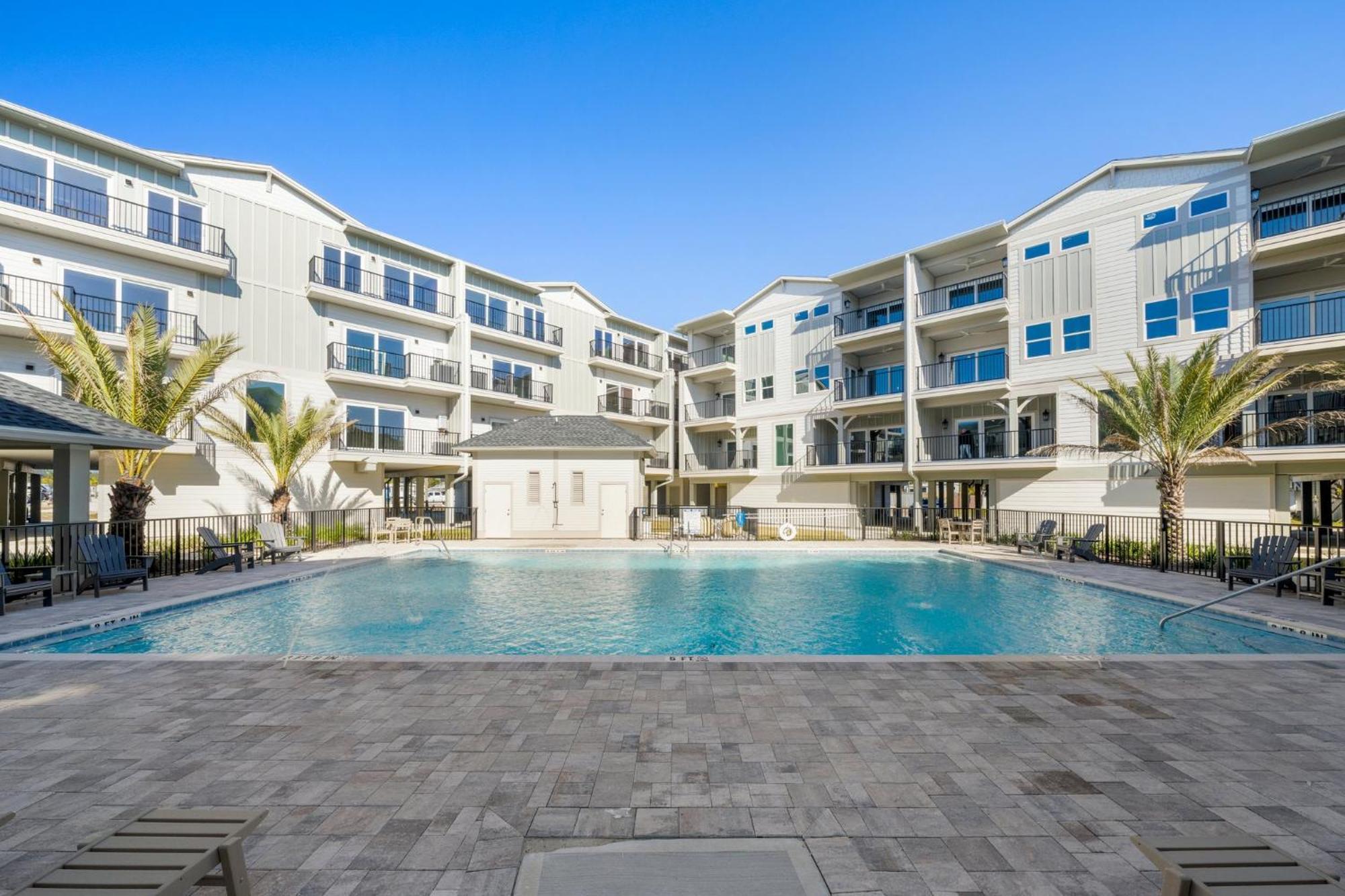 The Ricks Carlton By Pristine Properties Vacation Rentals Mexico Beach Exterior photo