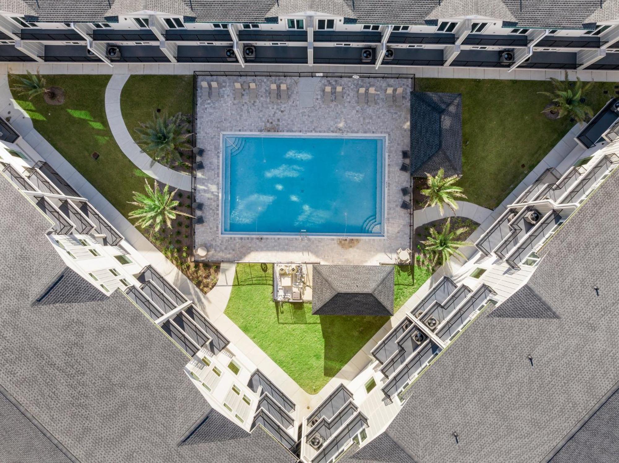 The Ricks Carlton By Pristine Properties Vacation Rentals Mexico Beach Exterior photo